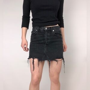 AGOLDE Quinn Distressed Raw Hem Mini Denim Skirt Black Size 26